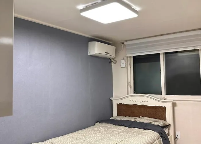 Nj Affordable And Cozy Near Nakseongdae Station Apartment Seoul