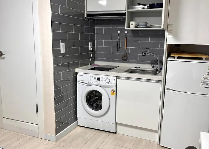 Nj Affordable And Cozy Near Nakseongdae Station Apartment Seoul
