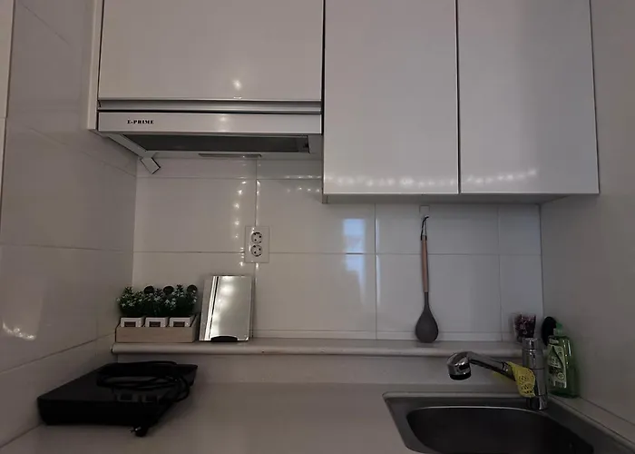 Nj Affordable And Cozy Near Nakseongdae Station Apartment Seoul