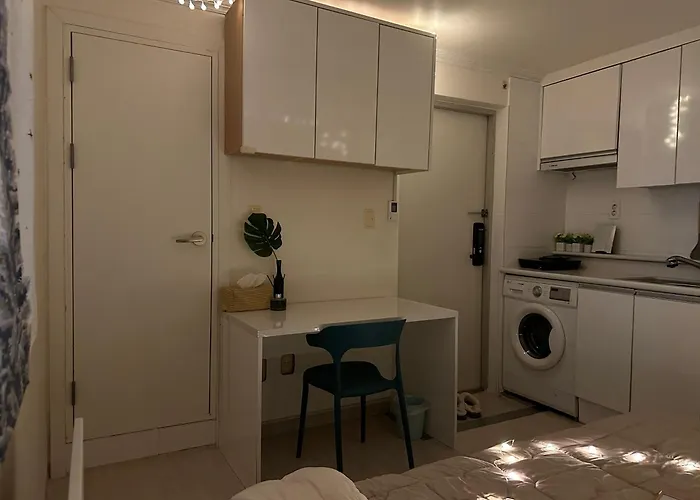 Nj Affordable And Cozy Near Nakseongdae Station * Seoul