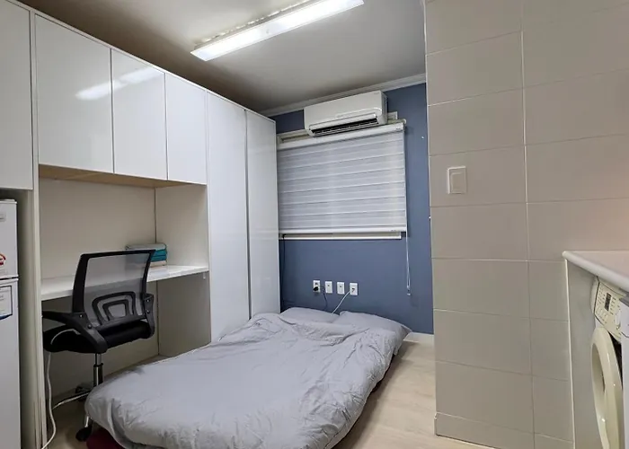Nj Affordable And Cozy Near Nakseongdae Station Apartment Seoul