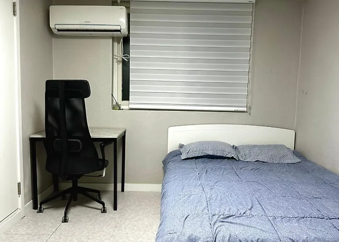 Nj Affordable And Cozy Near Nakseongdae Station Apartment